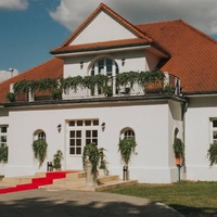 Akacjowy Dwór, Krakau