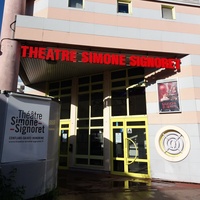 Rockkonzerte in Theater Simone Signoret, Conflans-Sainte-Honorine Theater Simone Signoret, Conflans-Sainte-Honorine