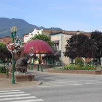 Grizzly Plaza, Revelstoke