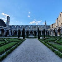 Abbaye de Royaumont, Saint-Denis-lès-Sens