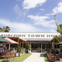 Burleigh Town Hotel, Burleigh Heads