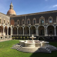 Rockkonzerte in Monastero dei Benedettini di San Nicolò l'Arena, Catania Monastero dei Benedettini di San Nicolò l'Arena, Catania