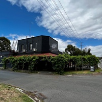 Bridge Hotel, Castlemaine