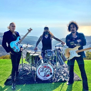 The Winery Dogs