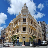 Palacete Tirachapeu, Salvador