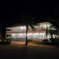 Pierres, Key Largo, FL